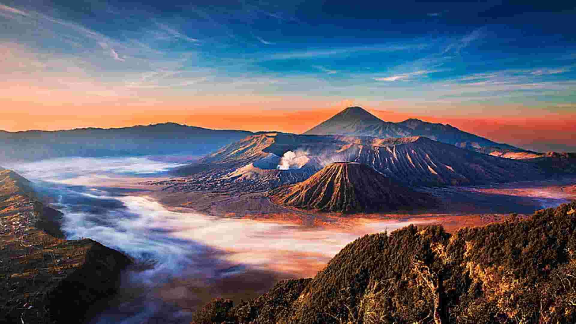 Sunrise Over Mount Bromo